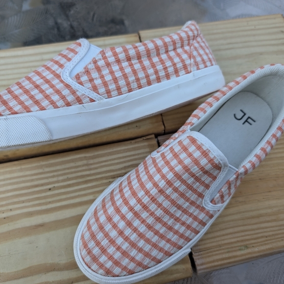 Just Fab size 6. Lexy slip-ons - Picture 7 of 10